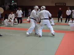 八木田昌弘(左)